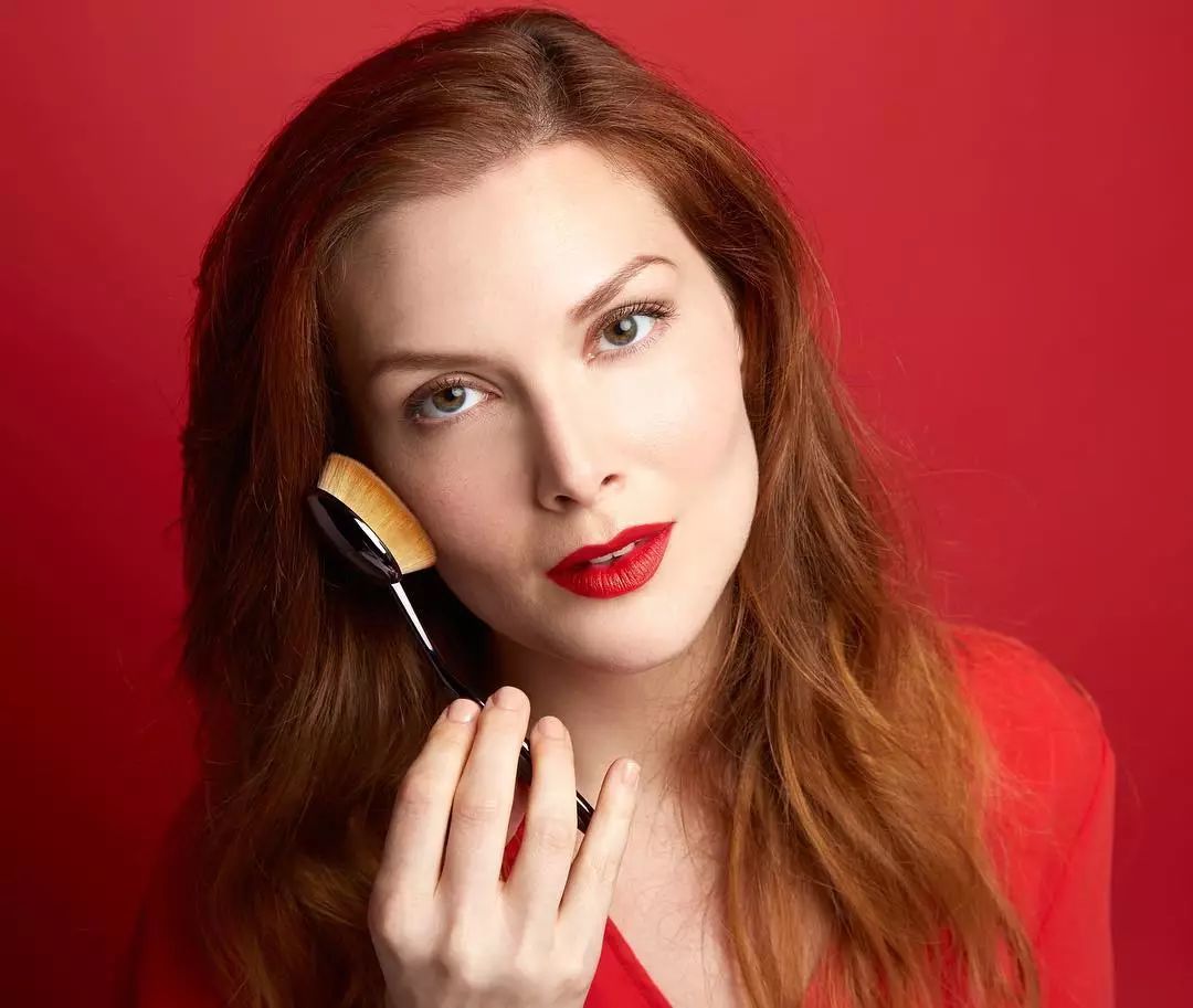 ‘beat365’欧预赛又大冷：FIFA第109名队1-1平世界杯亚军！小组更死亡了(图1)